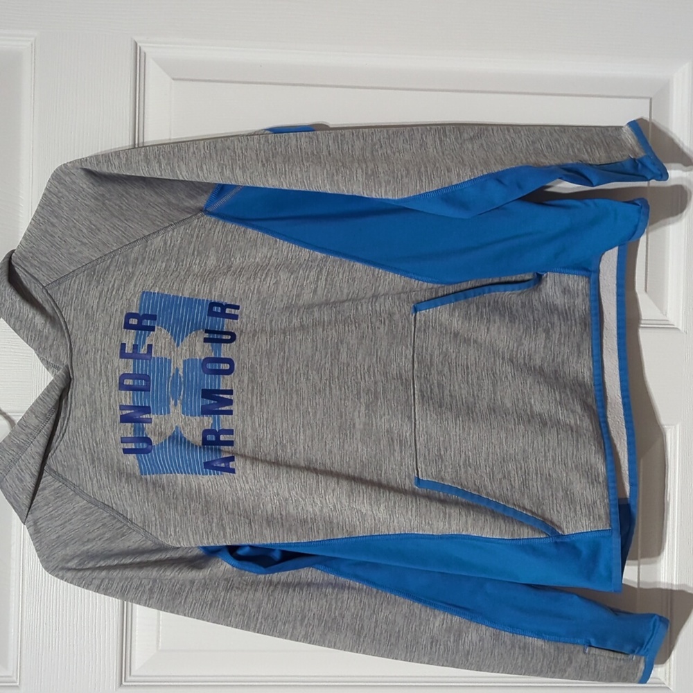 Gray and blue under armour sweatshirt